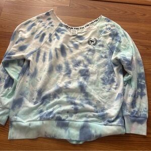 PINK Victoria's Secret Blue and White Tie-Dye Top sweatshirt